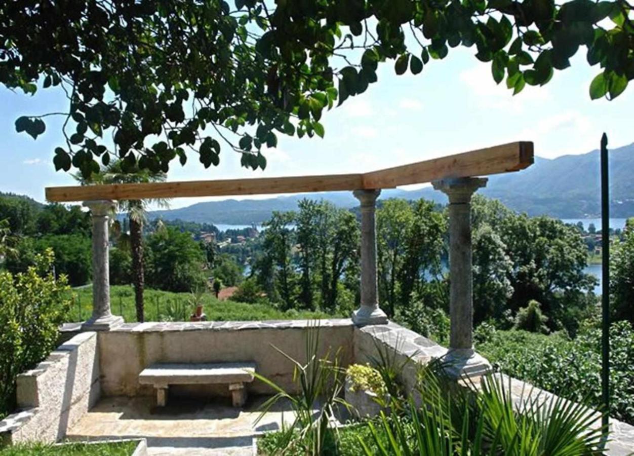 Domus Cusiana Complesso Vista Lago E Piscina Miasino ภายนอก รูปภาพ